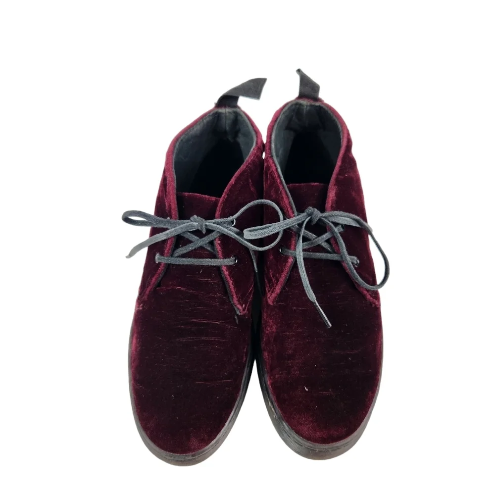 Dr. Martens Daytona Cherry Red Velvet Desert Low Chukka Wine Boots Womens Size 5